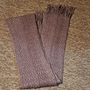 Chic Lavender Knit Scarf with Fringe